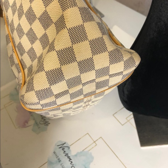 Totally MM - Picture 6 of 12